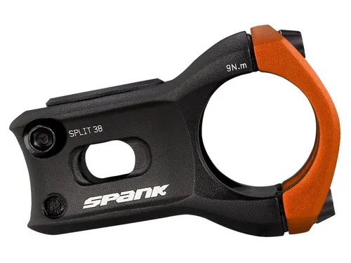 SPANK Split 35 Vorbau, 35mm, orange, 45 - Der SPANK Split 35 Vorbau ist leicht und robust, ideal für Enduro-Fahrer. Mit seinem modernen Shotpeen-Finish bietet er nicht nur Stil, sondern auch verbesserte Festigkeit. Erhältlich in mehreren Längen für jeden Fahrstil.