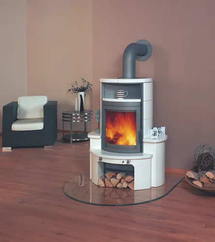 Dauerbrandofen Hark Avenso ECOplus 8 kW - Kaminofen in creme-weiß, raumluftunabhängig und effizient für eine nachhaltige Wärmequelle in Ihrem Zuhause.