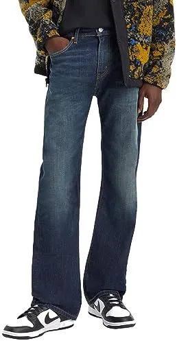 Levi's Herren 527 Slim Boot Cut Jeans, Comin Round The Mountain - Moderne Bootcut-Jeans mit schmaler Passform, die über die Stiefel passt. Ideal für einen lässigen Look und bequem im Alltag.