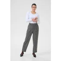 Pants Suiting KAalba Regular Fit Schwarz - Die Damenhose in Regular Fit bietet einen bequemen Schnitt und praktische Gürtelschlaufen. Ideal für Büro und Alltag, pflegeleicht und vielseitig kombinierbar.