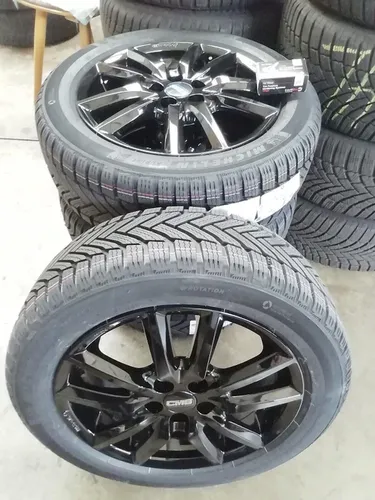 CMS C27 6X16 5/100 ET50 Racing Silver Felgen - Alufelgen in Racing Silber, ideal für verbesserten Fahrkomfort und sportliches Design. Zollgröße 16, Einpresstiefe 50, maximale Traglast 690 kg.