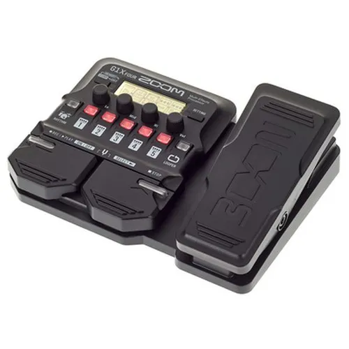 Zoom G1X Four Multi Effect-Pedal - Multieffektgerät für Gitarre mit 71 Effekten, 13 Amp-Simulationen und integriertem Expressionpedal für kreative Klanggestaltung unterwegs.
