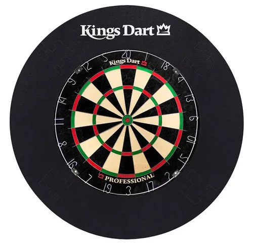 Kings Dart Profi Dart-Set | Hochwertige Sisal Steel-Dartscheibe mit Surround - Klassische Dartboards mit original Sisalborsten, geeignet für Steel- und Soft-Darts. Der enthaltene Dart-Surround schützt Wand und Darts vor Beschädigungen und sorgt für geräuschdämmenden Schutz.