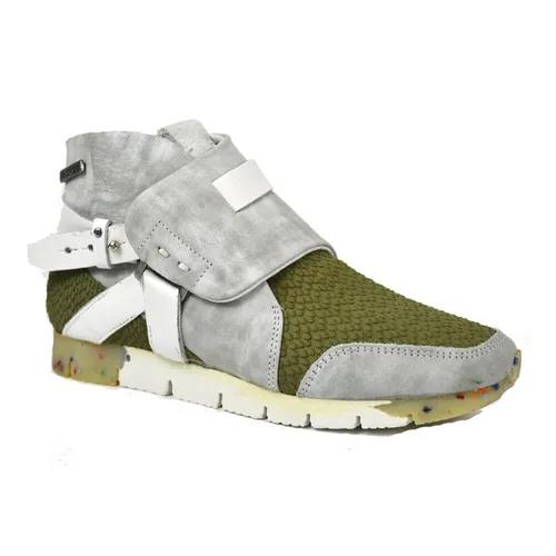 Yellow Cab Topic Y26159 Sneaker Grün 37 EU - Wanderschuhe in Größe 37, aus hochwertigem Leder, mit praktischem Reißverschluss und stylischem grünen Design für Komfort und Stil beim Outdoor-Abenteuer.