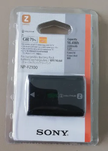 Sony NPFZ100.CE - Wiederaufladbarer Akkupack der Z-Serie, 2280 mAh für lange Fotografie-Sessions ohne Unterbrechung