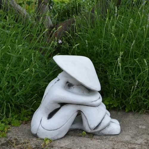 Gartenfigur Statue eines chinesischen Bauers - Gartendekoparadies - Frostsichere Steinfigur, 29 cm hoch, ideal für fernöstlich gestaltete Gärten und ein stilprägendes Element für Feng-Shui und asiatische Gartenkultur.