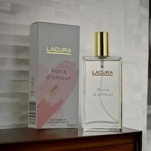 Lacura Damen Parfüm Paris d`amour Eau de Parfüm 75ml - Elegant und verführerisch, das Lacura Paris d`amour Parfüm bietet einen unvergesslichen Duft für jeden Anlass. Ideal für die moderne Frau, die ihren persönlichen Stil unterstreichen möchte.