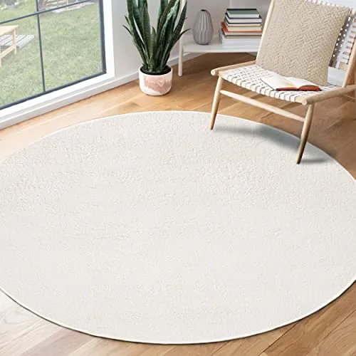 the carpet Relax Moderner Flauschiger Kurzflor Teppich - Teppiche - Super weicher Teppich in Felloptik, waschbar bis 30 Grad, ideal für Kinderzimmer und mit rutschfester Unterseite für sicheren Halt.