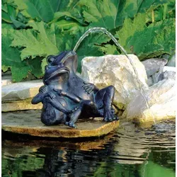Ubbink Wasserspeier Zwei Frösche - Teichdekoration mit 2-strahligem Wasserspiel, aus leichtem Polyresin für einfaches Handling und ideal für eine stimmungsvolle Gartenatmosphäre.