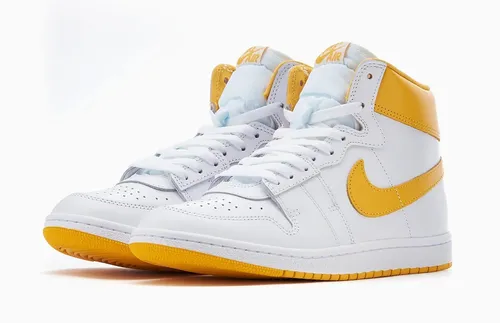 Nike Jordan Air Ship PE SP Gr 45 - Weiß/University Gold - Sneaker für Herren, Modell von 2022, bietet zeitlosen Stil und Komfort für jeden Anlass.