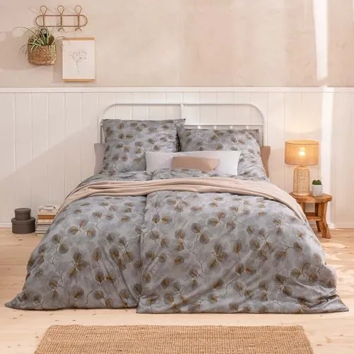 Estella Ateliers Jersey-Bettwäsche-Garnitur Rebecca grau 135x200 - Bettwäschen aus 100% Mako-Interlock-Jersey, hautsympathisch und pflegeleicht, ideal für ganzjährigen Komfort.