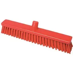 Betra Saalbesen 40x5 cm - Effektive Reinigung in Rot - Der Betra Saalbesen aus Polypropylen und Polyester (40x5 cm) garantiert eine gründliche Reinigung von großen Flächen und ist ideal für den professionellen Einsatz. Beständig und langlebig für optimale Ergebnisse.