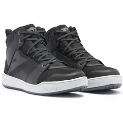 Dainese Suburb D-WP Motorrad Schuhe für Männer, schwarz-weiß, Größe 40 - Wasserdichte Motorrad Schuhe mit elastischem Schnürsenkel-Band und Schaltschutz. Die Groundtrax®-Gummi-Laufsohle sorgt für hohen Gehkomfort und Sicherheit beim Fahren.