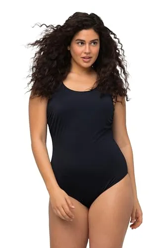 Ulla Popken Badeanzug mit extraweichem Futter - Bademode in Größe 50/52, bietet Shaping-Effekt und seitliche Raffung für eine perfekte Passform. Pflegeleicht und ideal für den sportlichen Look am Strand oder im Schwimmbad.