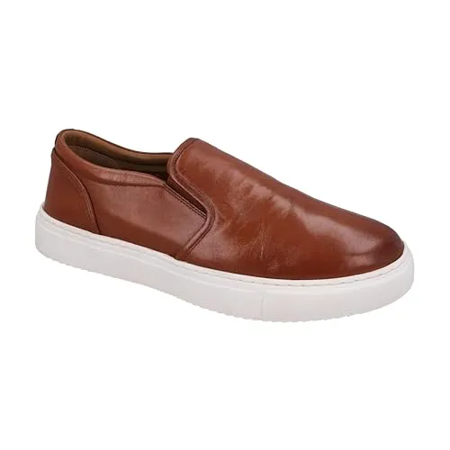 Gusti Leder Loafer Niles - Herren Lederschuhe in Braun - Elegante Halbschuhe mit EVA-Außensohle für Flexibilität. Atmungsaktives Innenfutter aus 30 % Schafsleder und 70 % Textilien. Erhältlich in den Größen 40 bis 45 für optimalen Tragekomfort.