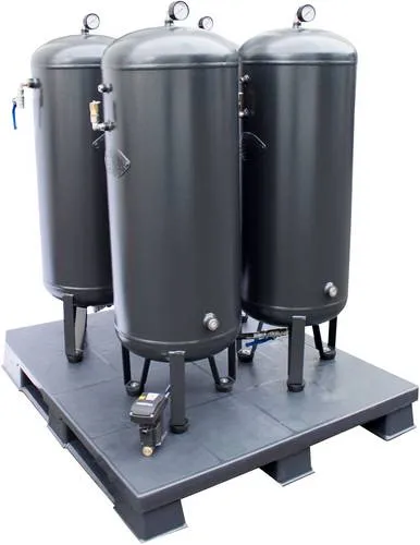 Aerotec 2015100 Kesselbatterie 1St. für Sandstrahler - Robuste Kesselbatterie mit 4 x 90 l und 11 bar Druck, ideal für den professionellen Einsatz im Sandstrahlen.