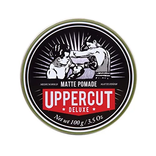 Uppercut Deluxe Matte Pomade - Haarstylingprodukt für Männer - Haarstyling-Produkte mit mittlerem Halt für vielseitige Frisuren und einem natürlichen matten Finish. Wasserbasierte Formel, leicht auswaschbar und mit angenehmem Duft.