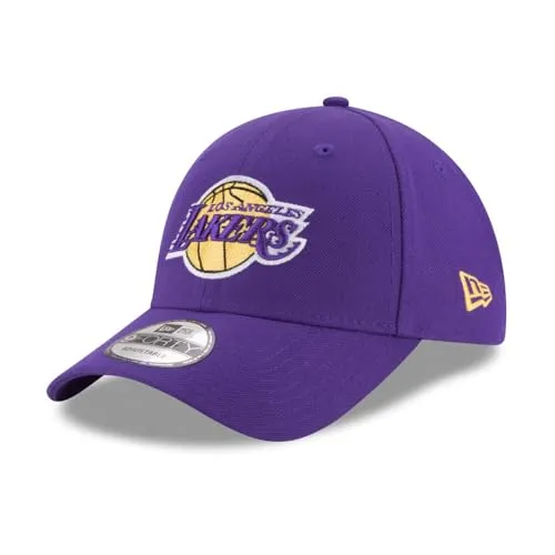 New Era 9Forty Adjustable Curve Cap ~ Los Angeles Lakers - Stylische Baseballcap in Lila mit verstellbarem Verschluss für optimalen Sitz. Perfekt für Fans der Los Angeles Lakers und ideal für Freizeitaktivitäten.
