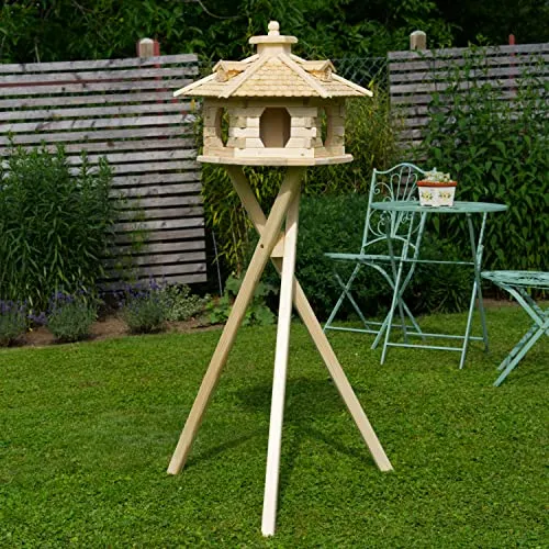 Vogelhaus V16 Natur mit Holzschindeldach - Standard L - Praktisches Vogelhaus in Standardgröße L mit einem Dachdurchmesser von 48 cm. Fertig montiert und sofort einsatzbereit, ideal für die Fütterung von Vögeln. Erhältlich in verschiedenen Dachfarben.