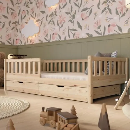 Crazy Pine Kinderbett mit Schublade 90x190cm – Sicheres Montessori Bodenbett aus Holz - Kleinkindbett mit Rausfallschutz – Ideal für ein sicheres Schlafumfeld, gefertigt aus schadstofffreiem Kiefernholz und mit praktischen Schubladen für zusätzlichen Stauraum.