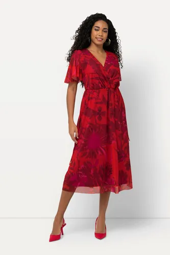Ulla Popken Plus Size Meshkleid mit Blüten, V-Ausschnitt - Freizeitkleider für Damen, elegantes Maxikleid in Magenta mit V-Ausschnitt und Halbarm, perfekt für besondere Anlässe oder den Alltag.