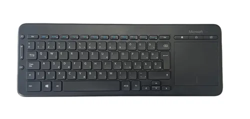 Microsoft All-in-One Media Tastatur mit Touchpad - Ungarische QWERTZ - Tastaturen mit integriertem Touchpad für müheloses Navigieren, ideal für Multimedia-Anwendungen und Home-Entertainment.