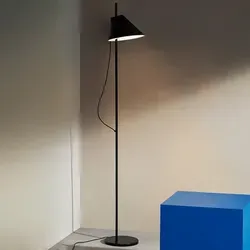 Louis Poulsen Yuh Stehleuchte schwarz 5744612539 - Moderne Stehleuchte für individuelle Beleuchtung, flexibel verstellbar und sorgt für blendfreies Licht – ideal für jedes Zuhause.