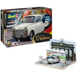 Revell 30th Anniversary "Fall of the Berlin Wall" Trabant 601 1:24 - Modellbausatz des legendären Trabant 601 im Maßstab 1:24, inklusive 3D-Puzzle Diorama und authentischen Abziehbildern – ideal für Geschichts- und Autoenthusiasten!