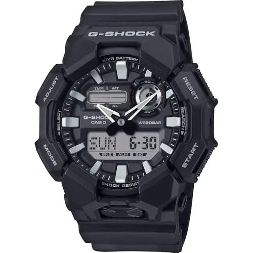 G-SHOCK GA-010-1AER Uhr - Chronograph mit Carbon Core Guard-Konstruktion für extreme Robustheit und Leichtigkeit. 10 Jahre Batterielaufzeit und wasserdicht – perfekt für Abenteuer bei Tag und Nacht.