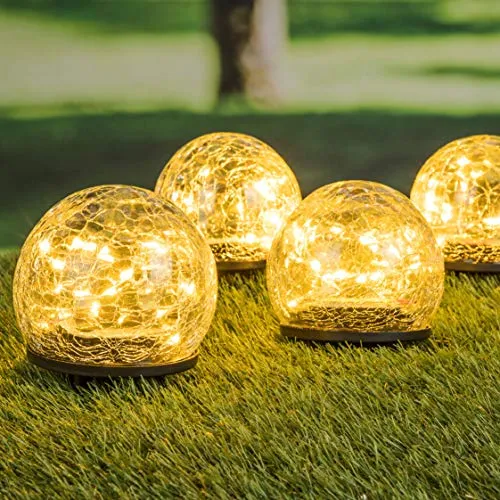 Spetebo LED Solar Kugel Leuchten im 4er Set - Bruchglas Optik Gartenlampen, 20 warmweiße LEDs pro Leuchte, automatische Dämmerungserkennung für stimmungsvolles Licht im Außenbereich.
