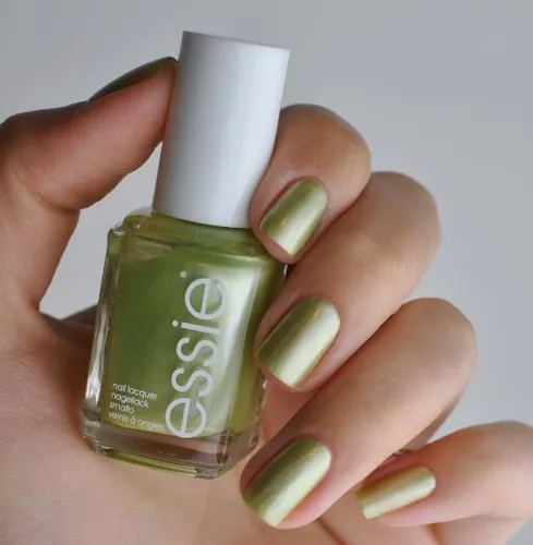 Nagellack Essie LE, Nr. 414 reggae and rum, Agaven-Limette Schimmer, 13,5ml NEU.