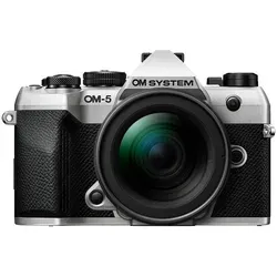 OM SYSTEM OM-5 II Kit mit 12-45mm - Silber - Digitalkamera mit 12-45mm Objektiv, kompakt und leicht, ideal für kreative Fotografie unterwegs.