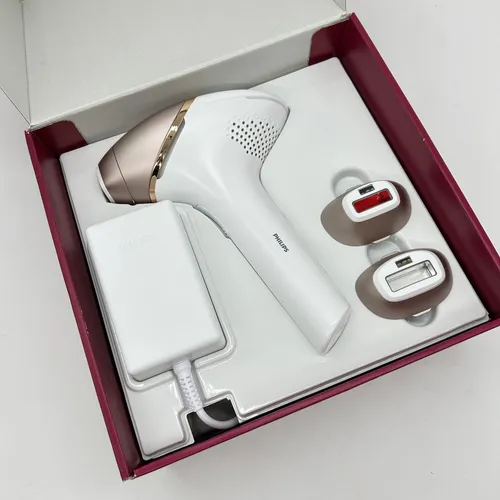 Philips Lumea IPL Series 9000 (BRI955/00) - IPL Gerät mit innovativer Lichttechnologie für effektive Haarentfernung und langanhaltende Ergebnisse, ideal für die Anwendung zu Hause.