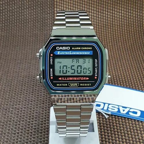 Casio A168WA-1W Digital Alarm Uhr - Unisex Armbanduhr mit digitaler Anzeige und elegantem Edelstahlarmband, perfekt für Vintage-Liebhaber und den Alltag.