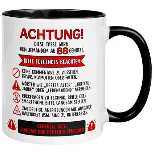 Geburtstag Männer Geschenk Tasse | Achtung – Diese Tasse wird von jemandem ab 88 genutzt | Lustige Geschenk Geburtstagstasse mit Spruch 88. Geburtstag | 88ter Geburtstag - Geburtstagsgeschenk Mann 88