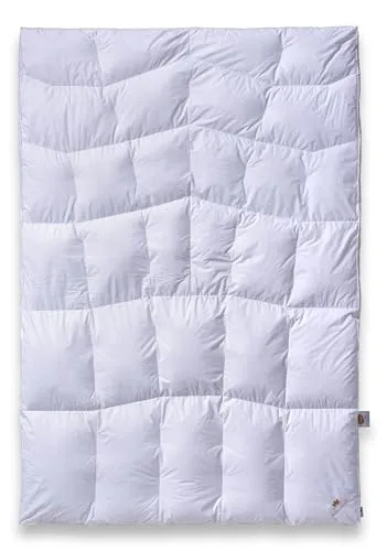 SCHLAFKÖNIG Daunendecke 155 x 220 - Winter Bettdecke mit 100% neuen Daunen für extra Wärme und Körperzonen-Steppung. Ideal für Allergiker dank NOMITE-Zertifizierung, Made in Germany für höchsten Schlafkomfort.