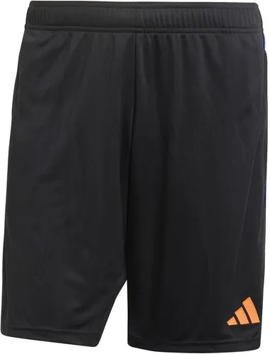 ADIDAS Herren Shorts Tiro 23 Club - Shorts aus weichem Material mit AEROREADY Technologie für optimalen Komfort und Trockenheit. Ideal für Sport und Freizeit, nachhaltig aus 100 % recycelten Materialien.