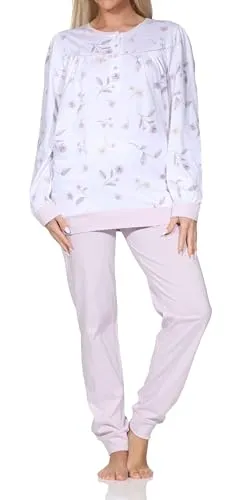 Normann Damen Langarm Schlafanzug Pyjama in Flieder, Größe 52/54 - Klassischer Pyjama mit elegantem floralen Muster, ideal für entspannte Stunden zu Hause. Die elastischen Bündchen sorgen für perfekten Sitz und hohen Schlafkomfort. Hygienisch und pflegeleicht, bei 60 Grad waschbar.