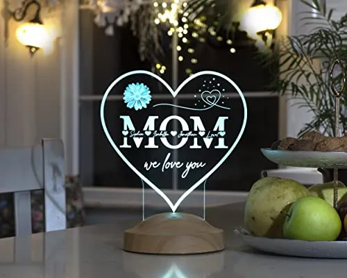 LED Nachttischlampe MOM Herz - Geschenke für Mama zum Muttertag - Nachttischleuchte mit integriertem LED-Modul, farbwechselnd in 6 Farben, ideal als liebevolles Geschenk zum Muttertag.