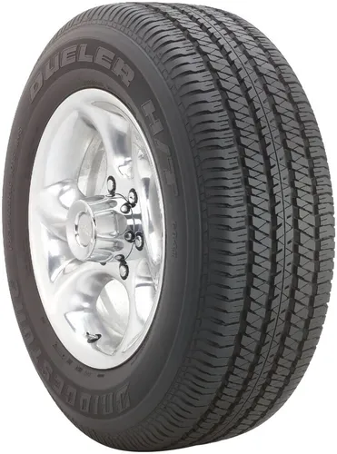 BRIDGESTONE Sommerreifen D684II 255/70 R16 111 T - Autoreifen für SUVs mit exzellenter Nasshaftung (Klasse C) und einer Tragfähigkeit von bis zu 1090 kg pro Reifen, ideal für sicheres Fahren im Sommer.