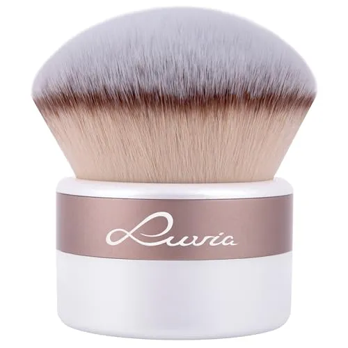 XXL Kabuki Pinsel Luvia - Veganer Schminkpinsel für Gesicht und Bronzer - Gesichtspinsel für großflächiges Auftragen und Verblenden, ideal für ein weiches Finish. 100% vegan & cruelty free, perfekt zu den Prime Vegan Bestsellern.
