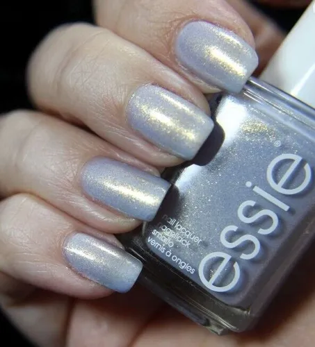 Nagellack Essie LE, Nr. 741 love at frost sight, Babyblau Schimmer, 13,5ml NEU.