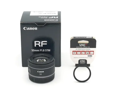 Canon RF 50mm F1.8 STM - Kompaktes und leichtes Objektiv, perfekte Lichtstärke für traumhafte Portraits und Videos