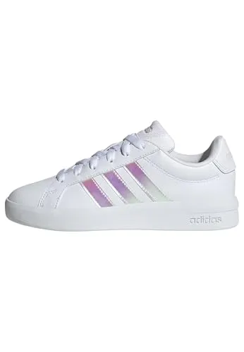 adidas Unisex Kinder Grand Court 3.0 Schuhe JUNIOR - FTWR White/Iridescent/Almost Pink, 38 EU - Stylische Kinder Sneakers mit regulärer Passform, schnürbarem Obermaterial aus Synthetikleder und abriebfester Gummiaußensohle für optimalen Komfort und Halt im Alltag.