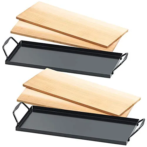 Rosenstein & Söhne Grillzubehör: 4 Zedernholz-Grillbretter mit Metallrahmen - Räucherbretter für Holzkohle- und Gasgrills, ideal für unverwechselbare Raucharomen bei Fleisch, Fisch, Käse und Gemüse. Praktischer Metallrahmen für einfache Handhabung und mehrfach wiederverwendbar.