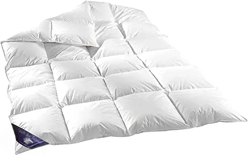 Welt der Träume Daunendecke 155x220 cm - Bettdecke aus 90% Daunen und 10% Federn, ideal für ganzjährigen Komfort. Schadstofffrei, kein Lebendrupf und maschinenwaschbar für einfache Pflege.
