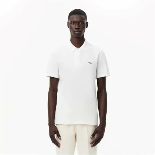 Lacoste Herren Poloshirt Regular Fit 8 - Stilvolles Herren Poloshirt von Lacoste, das höchsten Tragekomfort und optimale Bewegungsfreiheit bietet. Ideal für sportlich-elegante Outfits.