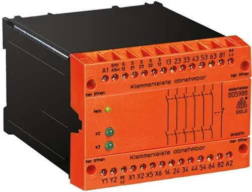 Dold&Söhne Not-Aus-Modul BO5988.47 - Sicherheitsrelais für Not-Aus-Systeme - Sicherheitsrelais für Not-Aus-Systeme, Modell BO5988.47, bietet zuverlässige Überwachung für Not-Aus-Kreise und sorgt für maximale Sicherheit in industriellen Anwendungen.