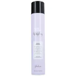 Milk_Shake Lifestyling Strong Hairspray 500 ml – Starker Halt für Ihr Haar - Der Milk_Shake Lifestyling Strong Hairspray bietet starken Halt und Struktur für alle Haartypen. Ideal für gefärbtes Haar, schützt er vor UV-Strahlen und bewahrt die natürliche Bewegung. Inhalt: 500 ml.