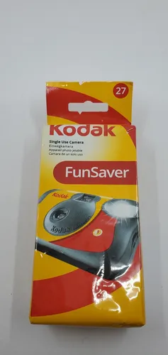 Kodak FunSaver Einwegkamera 35mm - Schwarz Rot Gelb, 27 Aufnahmen mit integriertem Blitz für unvergessliche Momente drinnen und draußen